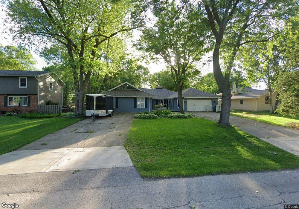 11S506 Whittington Ln, Naperville, IL 60564 - photo 1