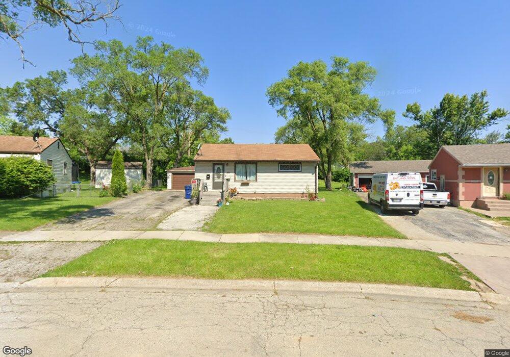 2014 Apache Rd, Waukegan, IL 60087 - photo 1