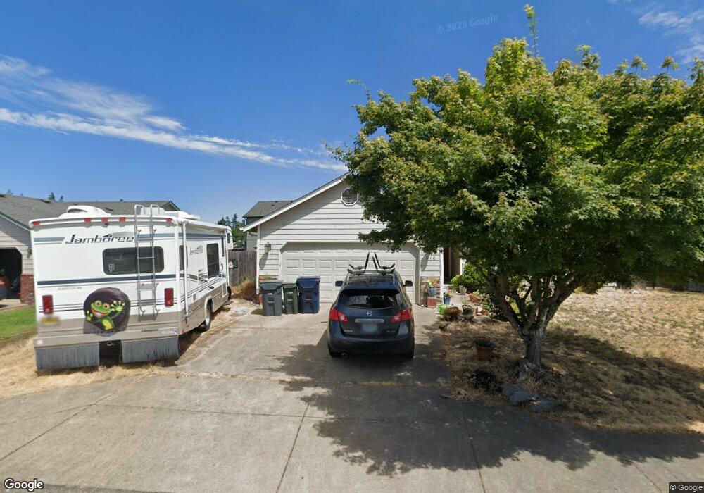 266 Canary Ave, Creswell, OR 97426 - photo 1