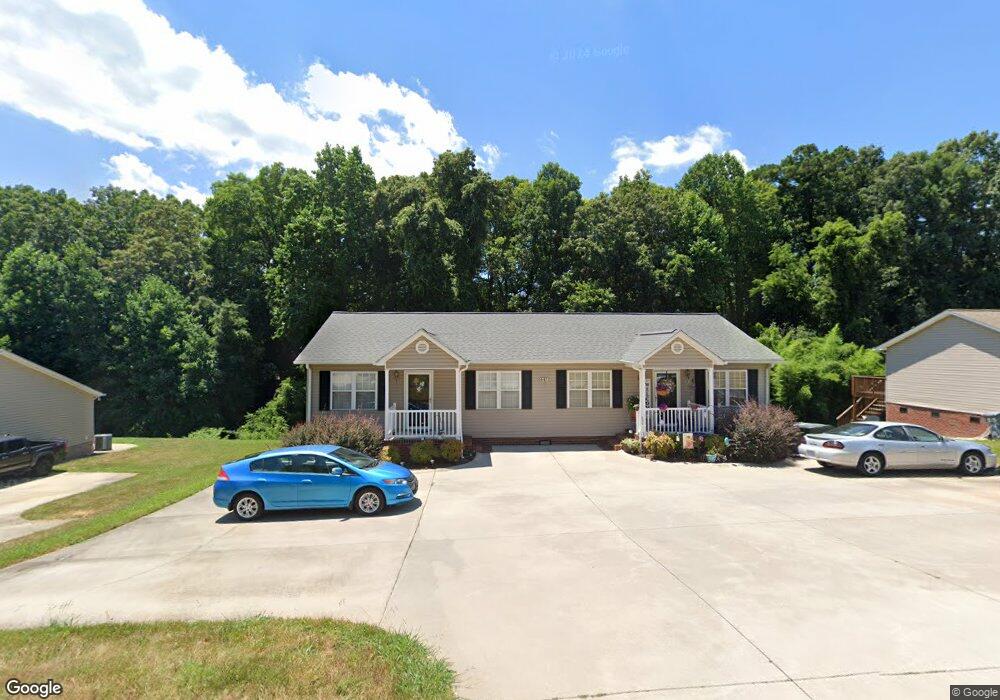 647 Lincoln Ave, Asheboro, NC 27205 - photo 1