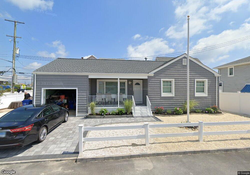 40 Jacobsen Ln, Lavallette, NJ 08735 - photo 1