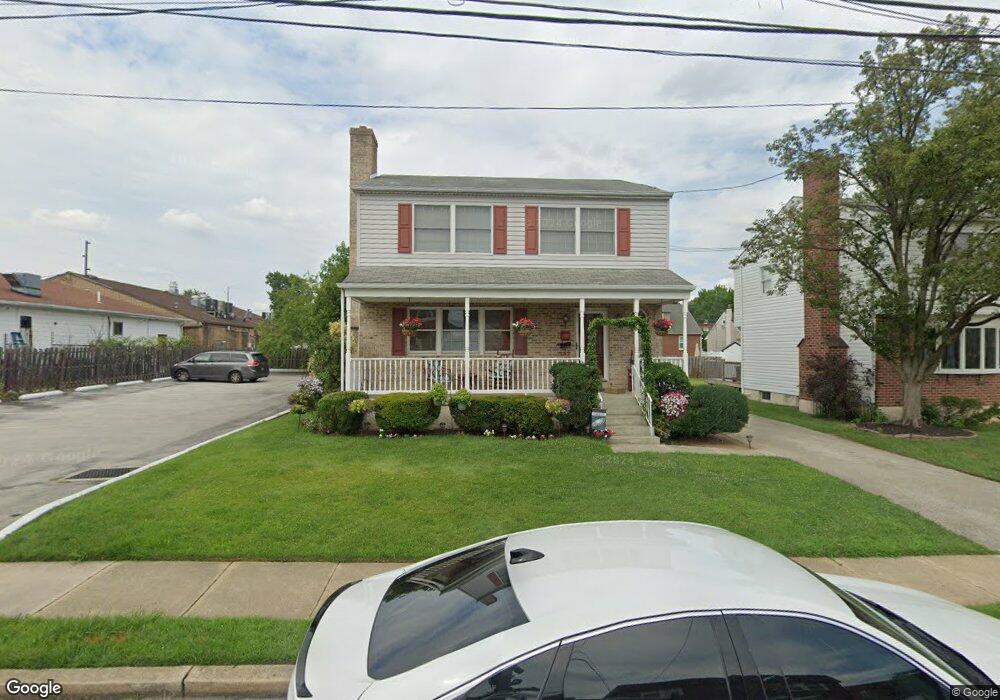 232 Edgewood Ave, Folsom, PA 19033 - photo 1