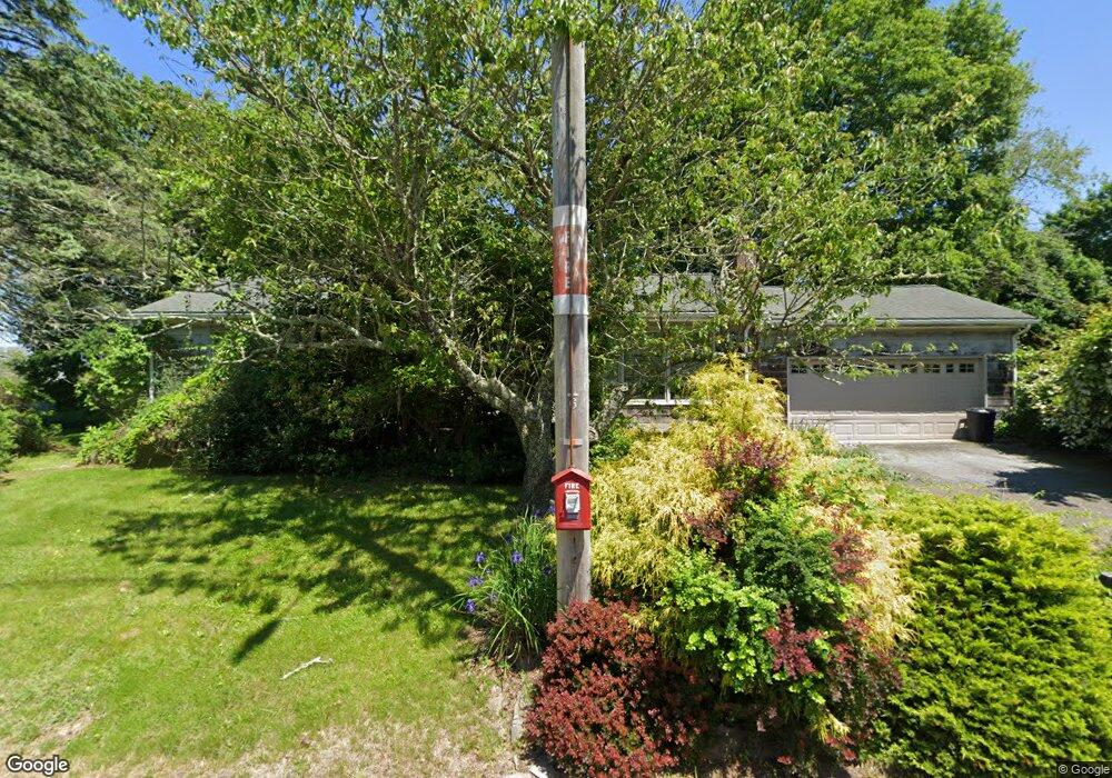 16 Nichols Ln, Westerly, RI 02891 - photo 1