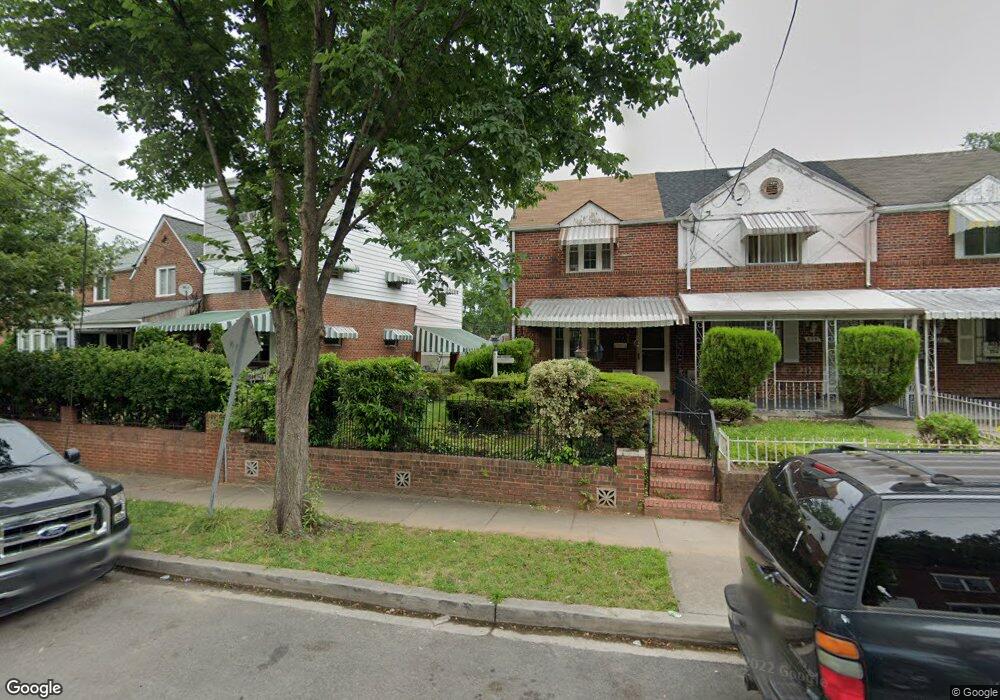 822 51st St SE, Washington, DC 20019 - photo 1