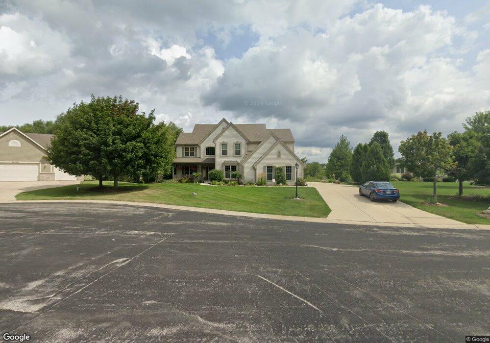 W126N6462 Willow Ct, Menomonee Falls, WI 53051 - photo 1