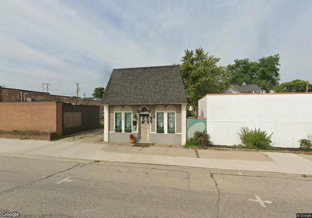 225 N Main St, Elkhart, IN 46516 - photo 1