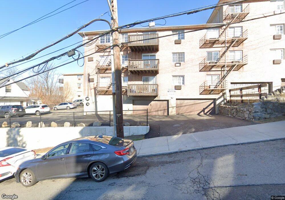 345 N Broadway unit 1H, Yonkers, NY 10701 - photo 1