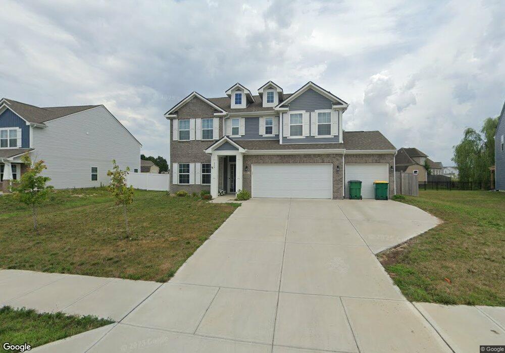 975 Terra Ln, Franklin, IN 46131 - photo 1