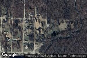 1322 Pike Dr, Bismarck, MO 63624