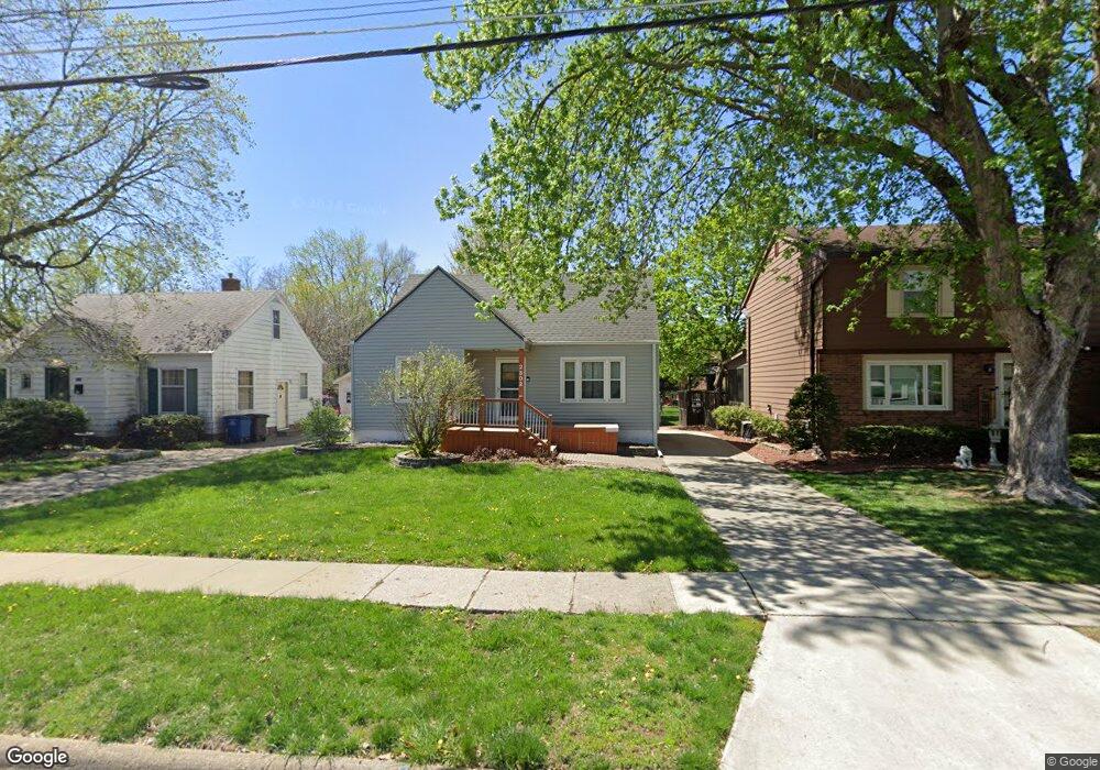 2502 51st St, Des Moines, IA 50310 - photo 1