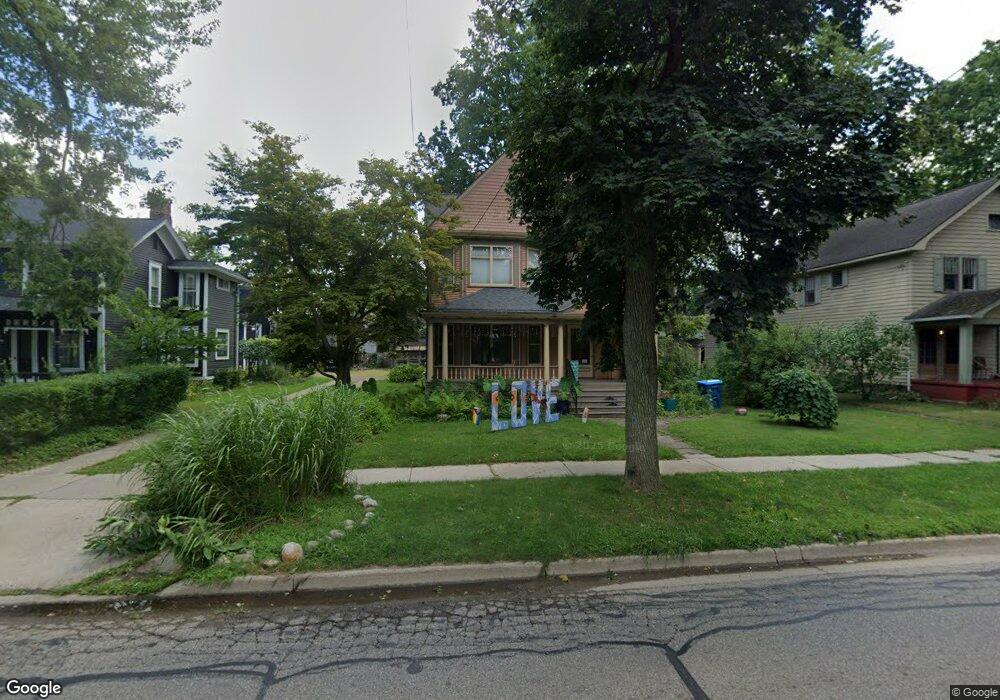 923 S Park St, Kalamazoo, MI 49001 - photo 1