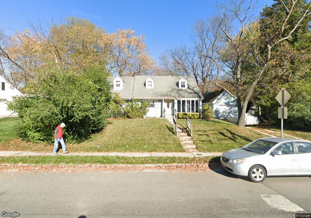 6811 Quander Rd, Alexandria, VA 22307 - photo 1