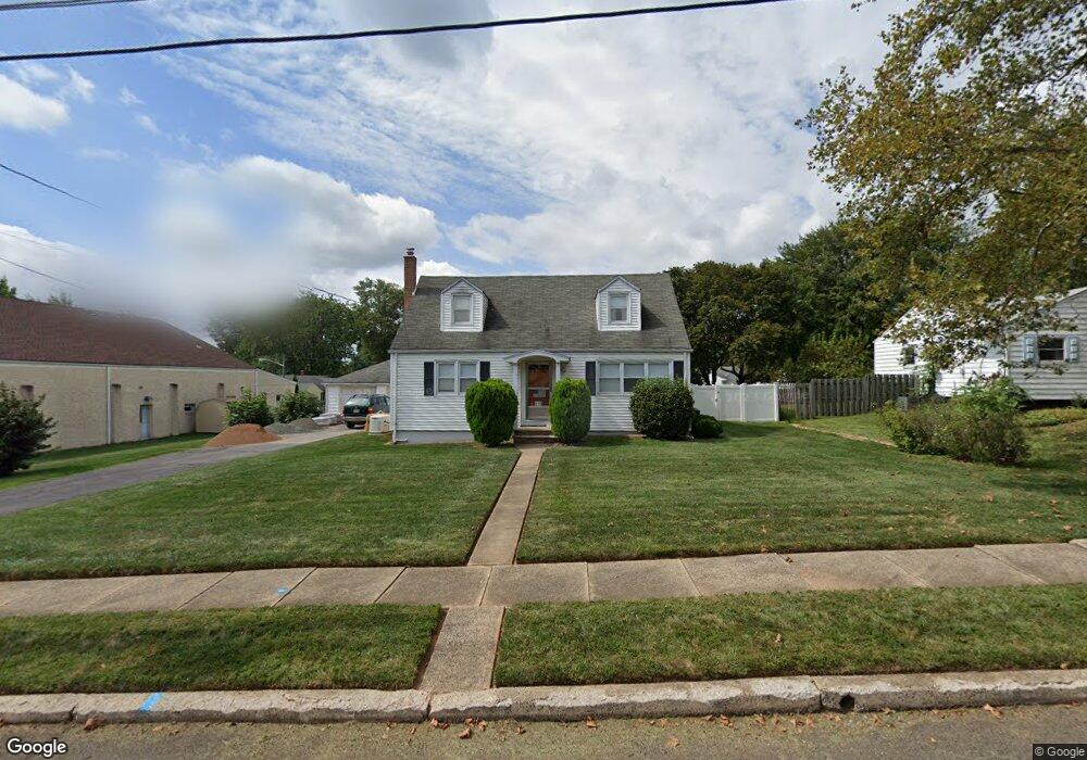 615 N Thompson St, Raritan, NJ 08869 - photo 1