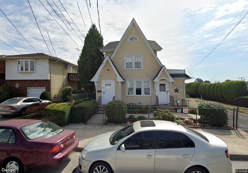 16 Monroe St, Franklin Square, NY 11010 - photo 1