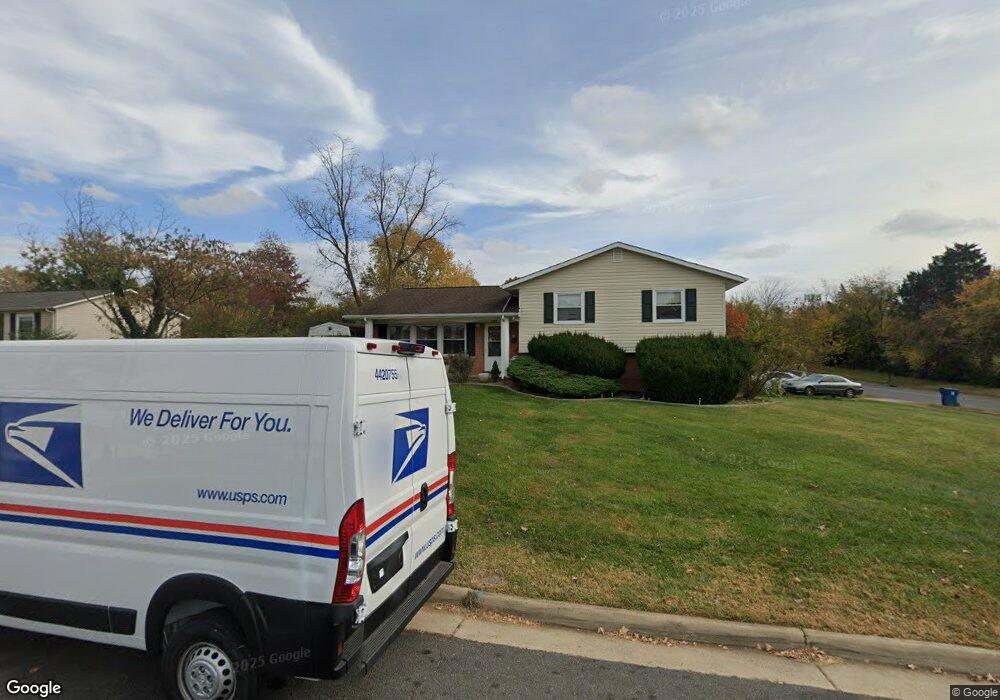 100 N Sequoia Ct, Sterling, VA 20164 - photo 1