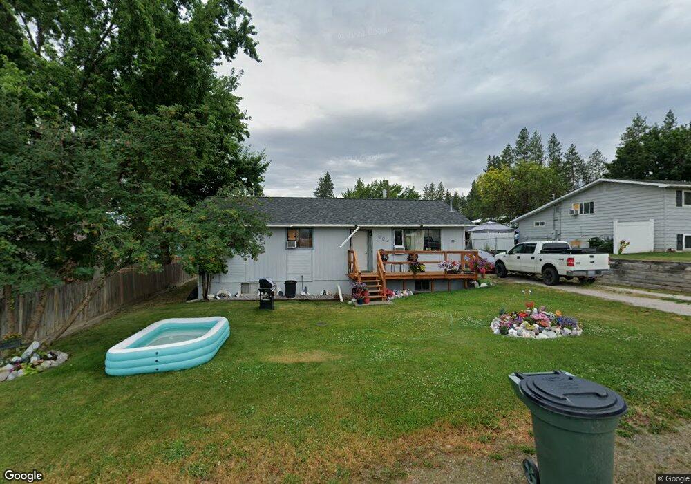 903 W Franklin Ave, Chewelah, WA 99109 - photo 1
