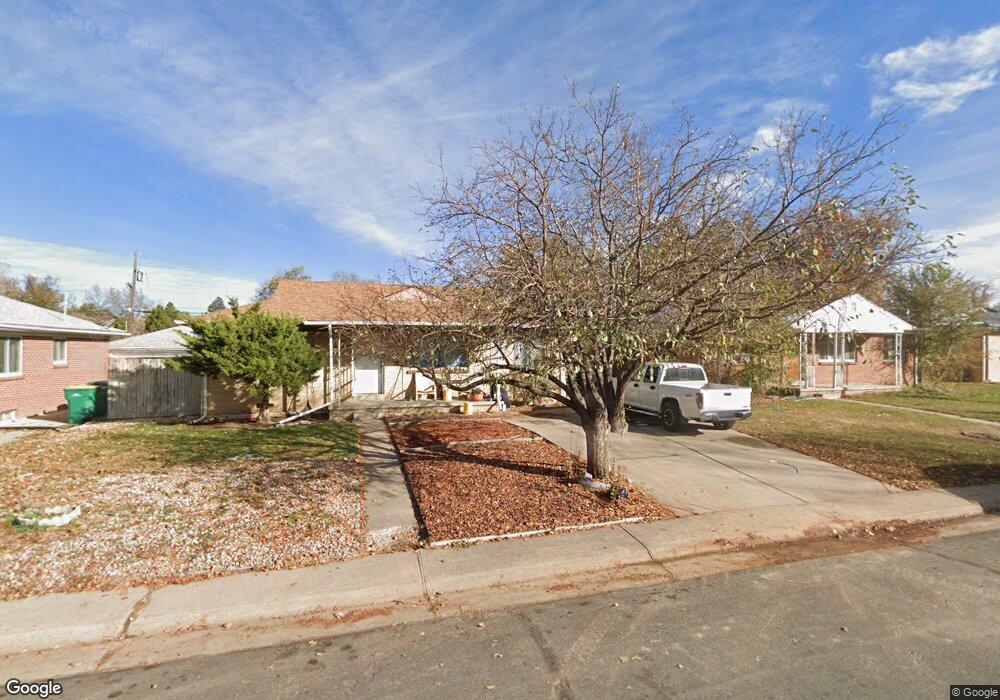 2350 Jamaica St, Aurora, CO 80010 - photo 1