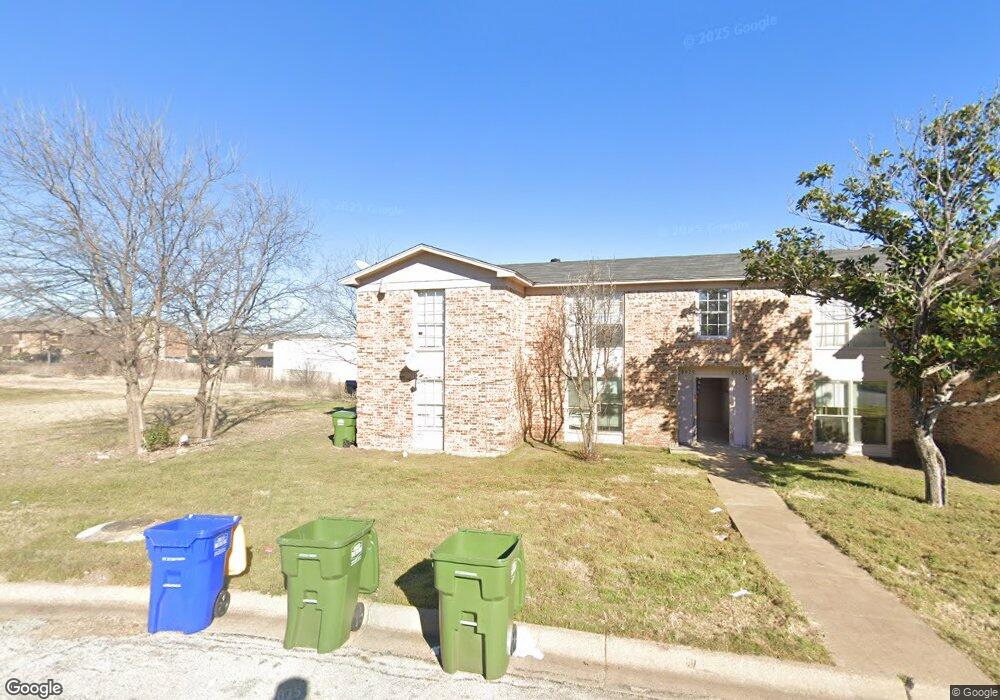 8020 Cambridge Cir, Fort Worth, TX 76108 - photo 1