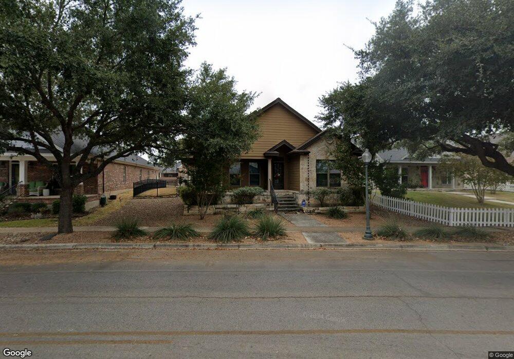 1448 Hanz Dr, New Braunfels, TX 78130 - photo 1