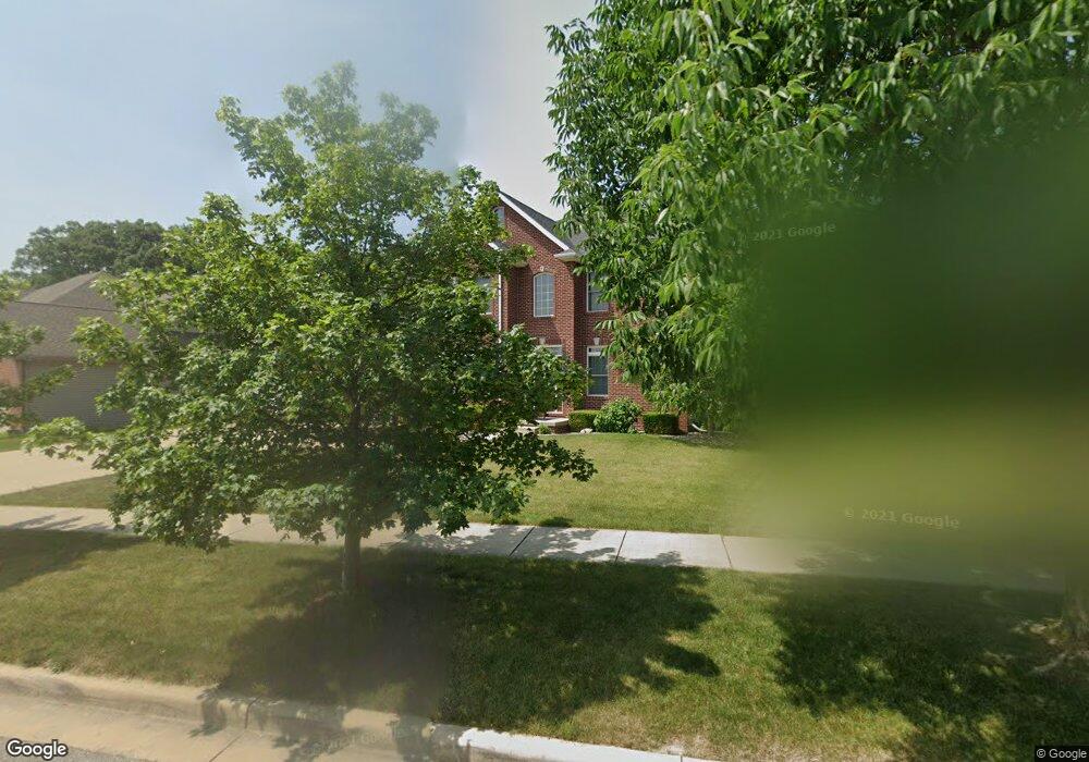 650 Davis Cir, Crown Point, IN 46307 - photo 1