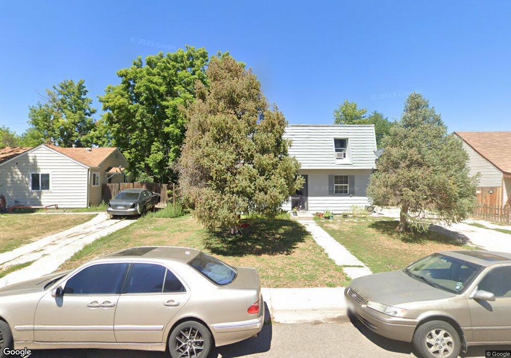 835 Kenton St, Aurora, CO 80010 - photo 1
