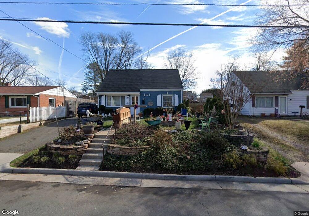 187 Martin Dr, Manassas Park, VA 20111 - photo 1