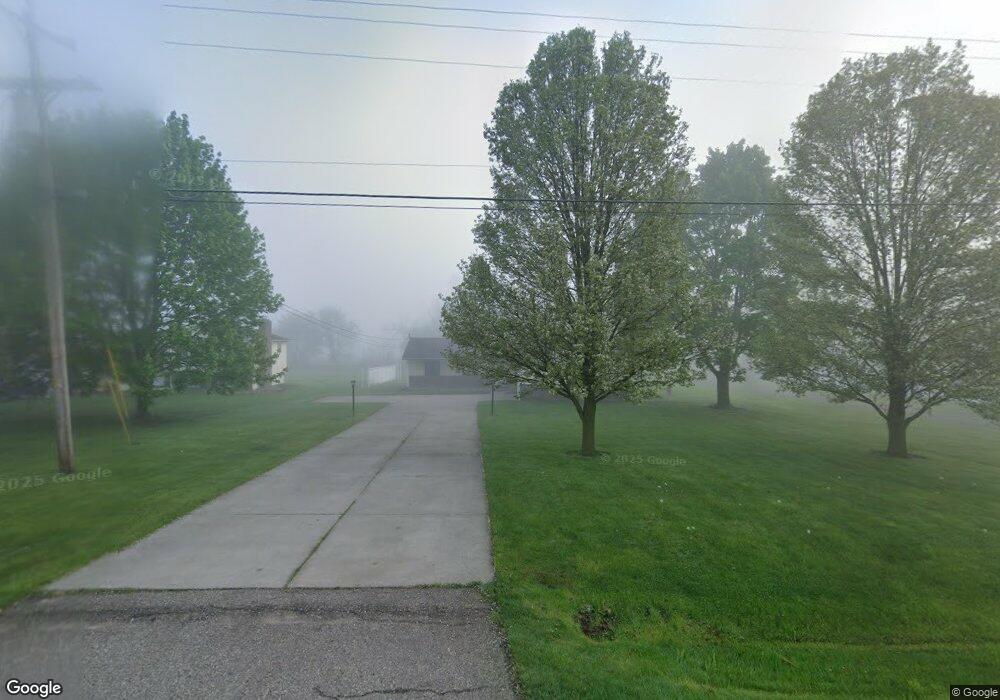 2004 W Reid Rd, Flint, MI 48507 - photo 1