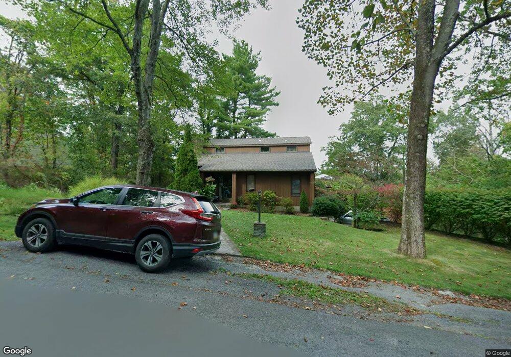 185 Skyview Cir, Sciota, PA 18354 - photo 1