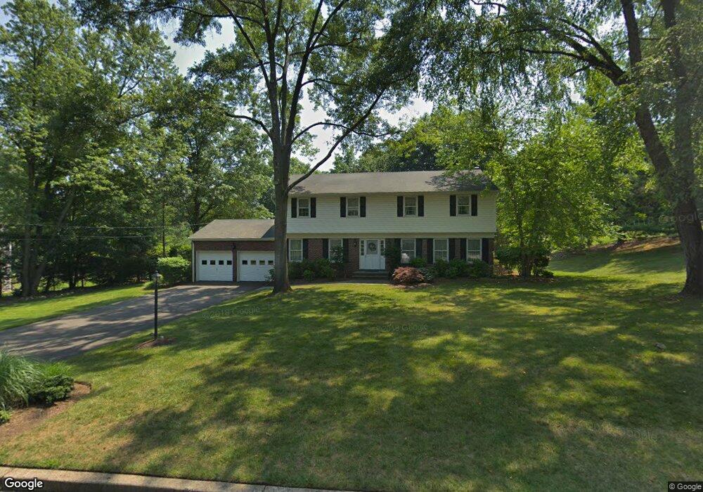 10 Evergreen Dr, Upper Saddle River, NJ 07458 - photo 1