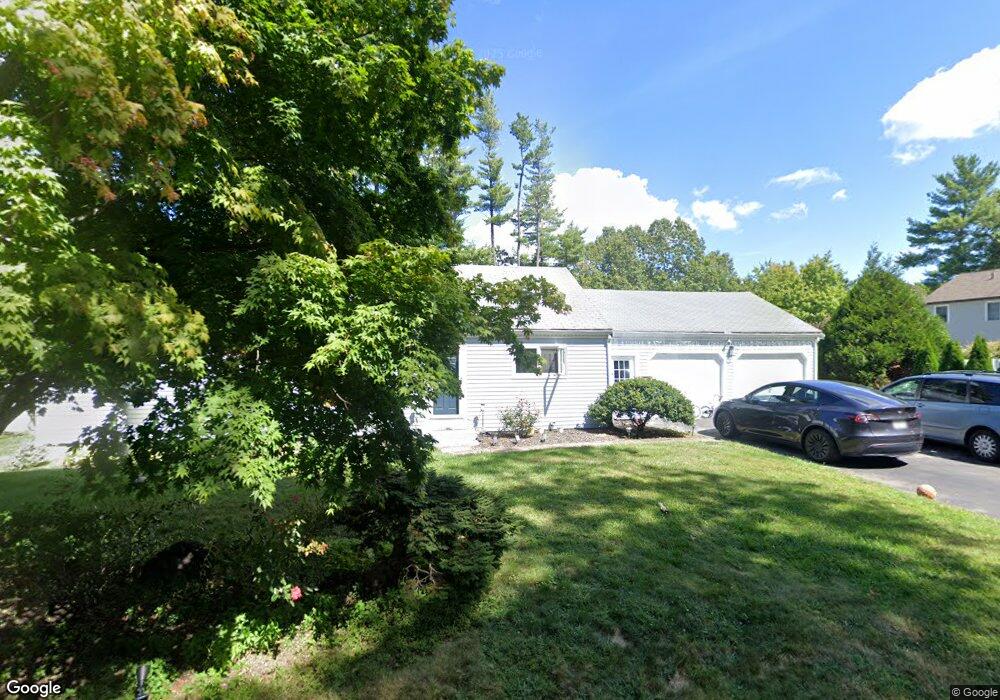 5 Peter Hobart Dr, Hingham, MA 02043 - photo 1