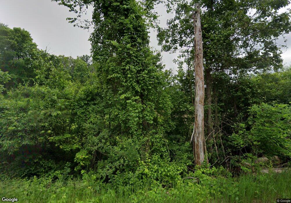 42 Old Derry Rd, Hudson, NH 03051 - photo 1