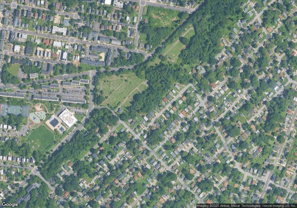 822 Abel Ave, Capitol Heights, MD 20743 - photo 1