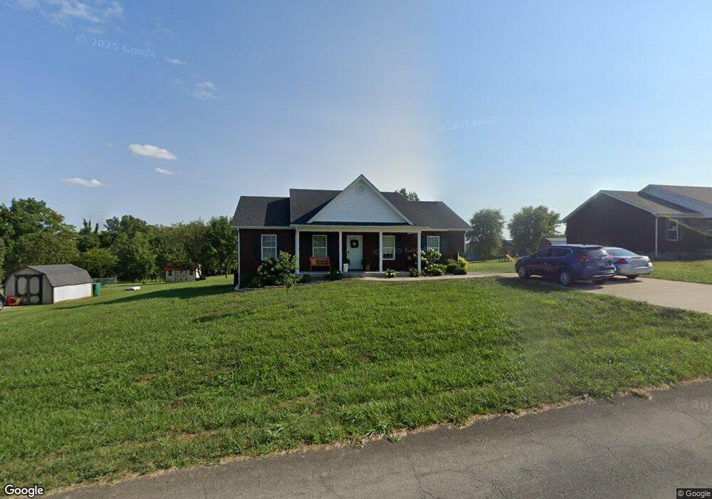 109 Cherokee Ave, Bloomfield, KY 40008 - photo 1