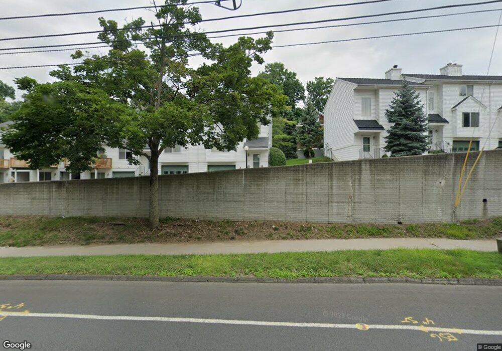 7 Dean St unit 210, Danbury, CT 06810 - photo 1