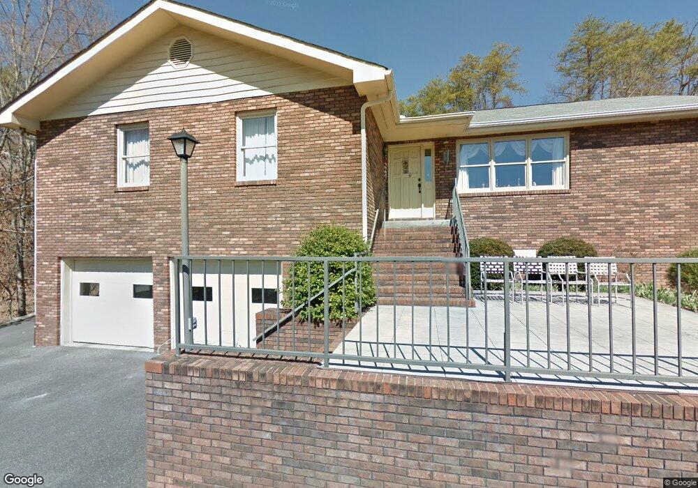 707 Iron Circle Dr, Pigeon Forge, TN 37863 - photo 1