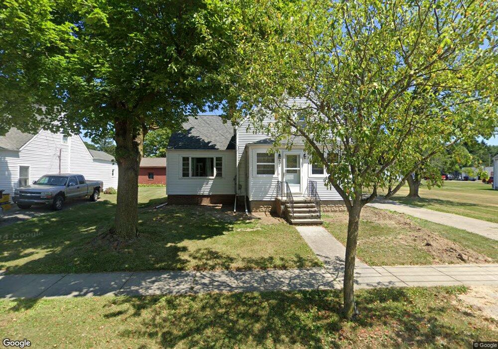 422 Vine St, Archbold, OH 43502 - photo 1