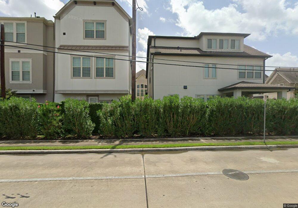 1704 Basil Branch Dr, Houston, TX 77055 - photo 1