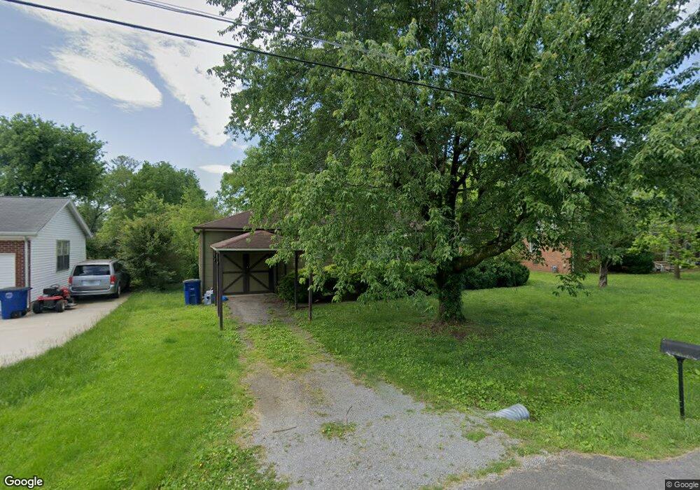 112 Charlotte Dr, Shelbyville, TN 37160 - photo 1