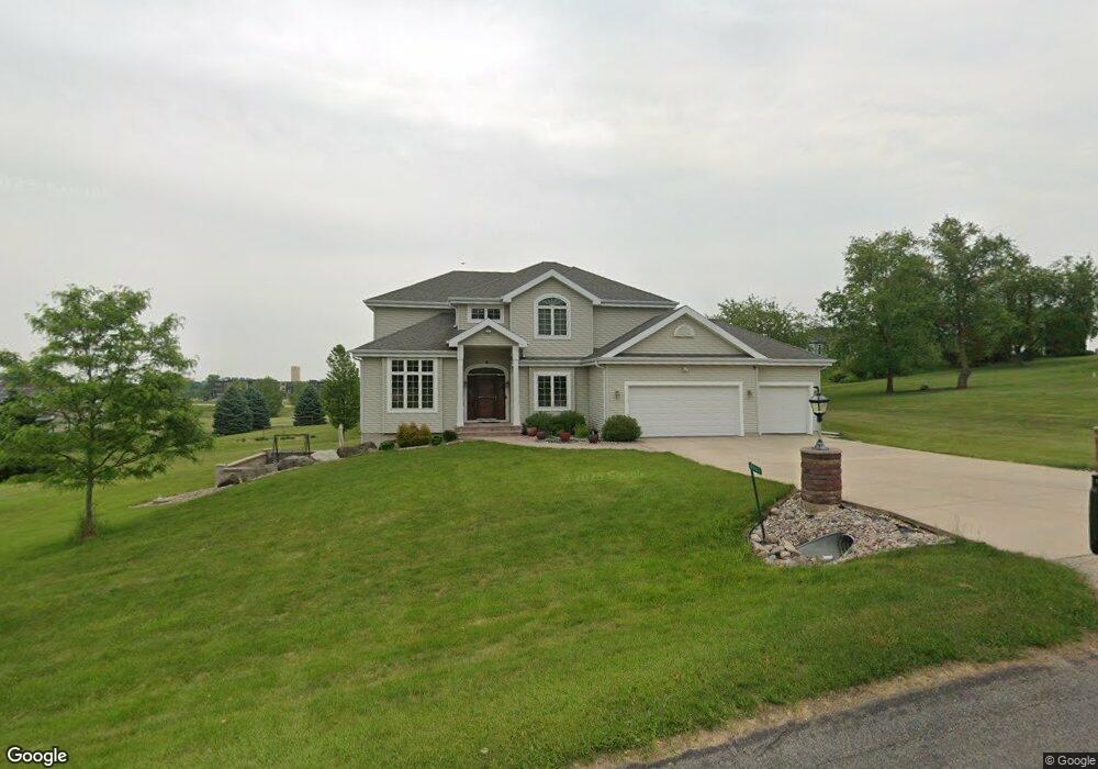 4967 Highwood Cir, Middleton, WI 53562 - photo 1