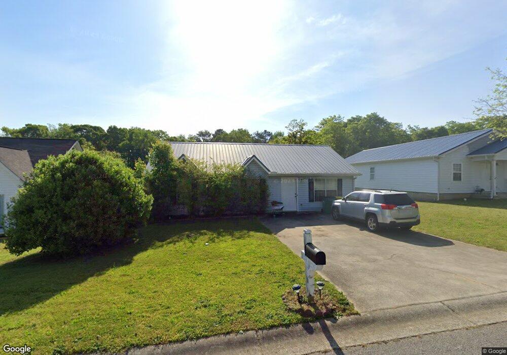 256 Courtyard Cir, Winder, GA 30680 - photo 1