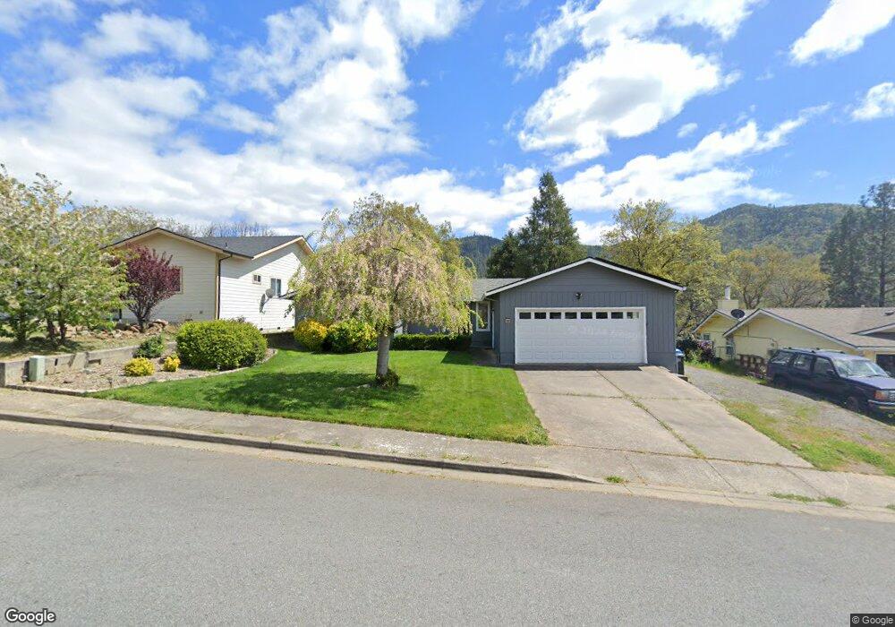 429 Nugget Dr, Rogue River, OR 97537 - photo 1