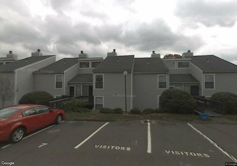 7 Glenview Dr unit 7, Cromwell, CT 06416 - photo 1