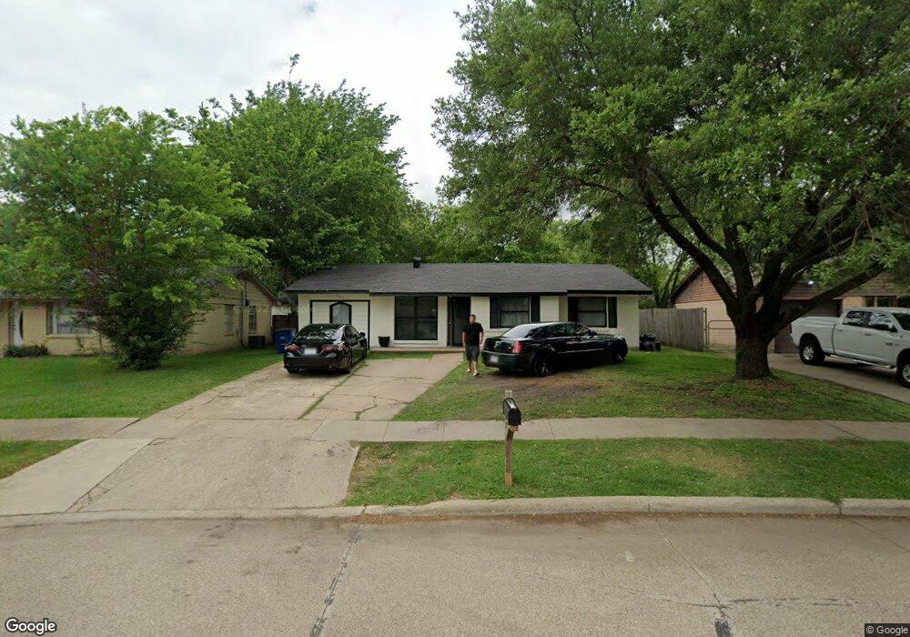 507 Cherry Ln, Ennis, TX 75119 - photo 1