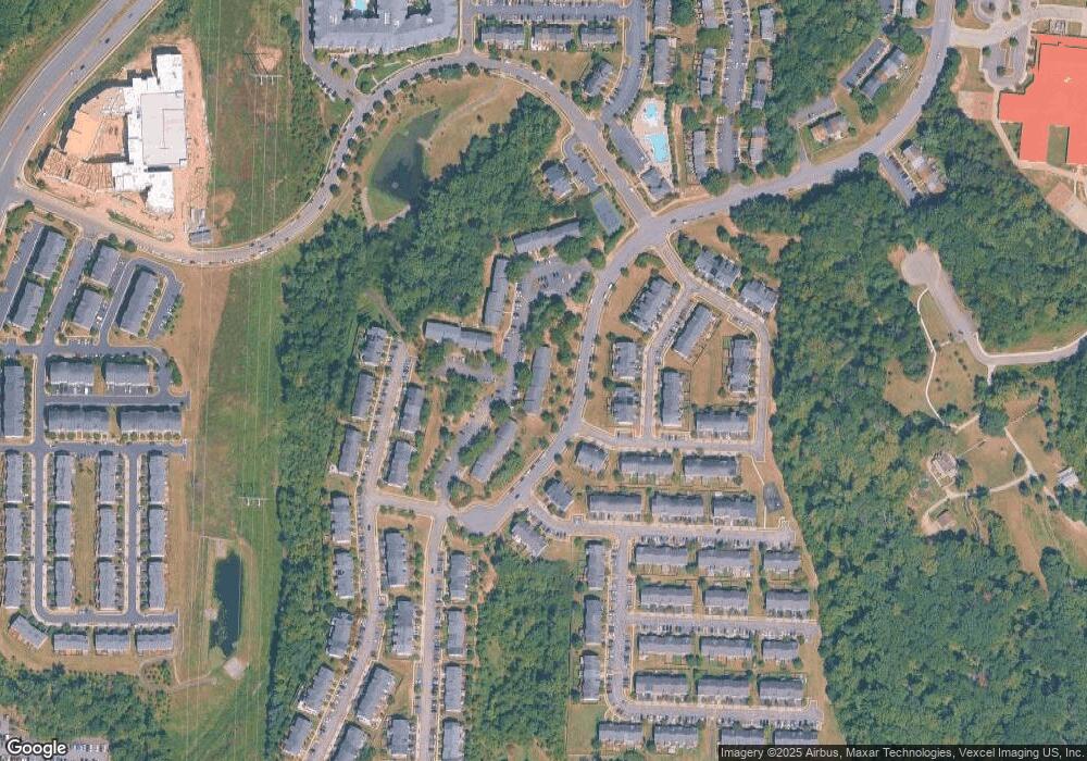 15583 Horseshoe Ln unit 201, Woodbridge, VA 22191 - photo 1