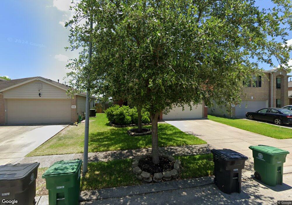 8718 Kaeling Meadow Ct, Houston, TX 77075 - photo 1