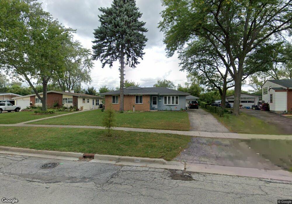 2710 Martin Ln, Rolling Meadows, IL 60008 - photo 1