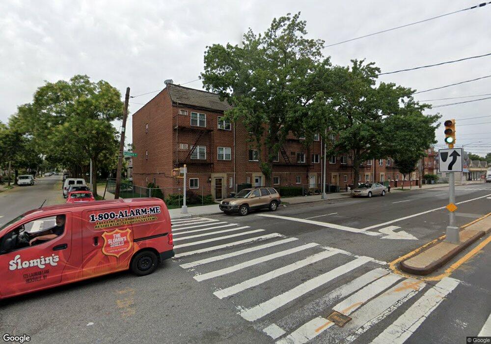 22401 Braddock Ave, Queens Village, NY 11428 - photo 1