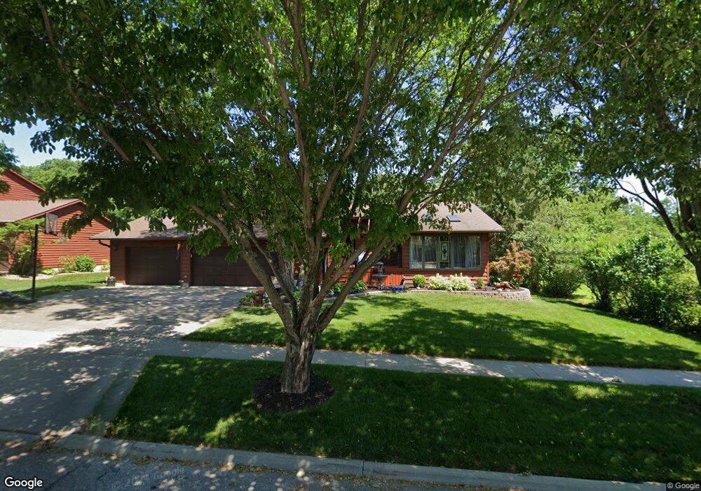 2807 Abraham Dr, Cedar Falls, IA 50613 - photo 1