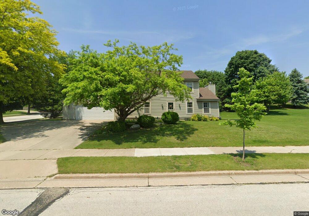 1718 Stardust Dr, Waukesha, WI 53186 - photo 1