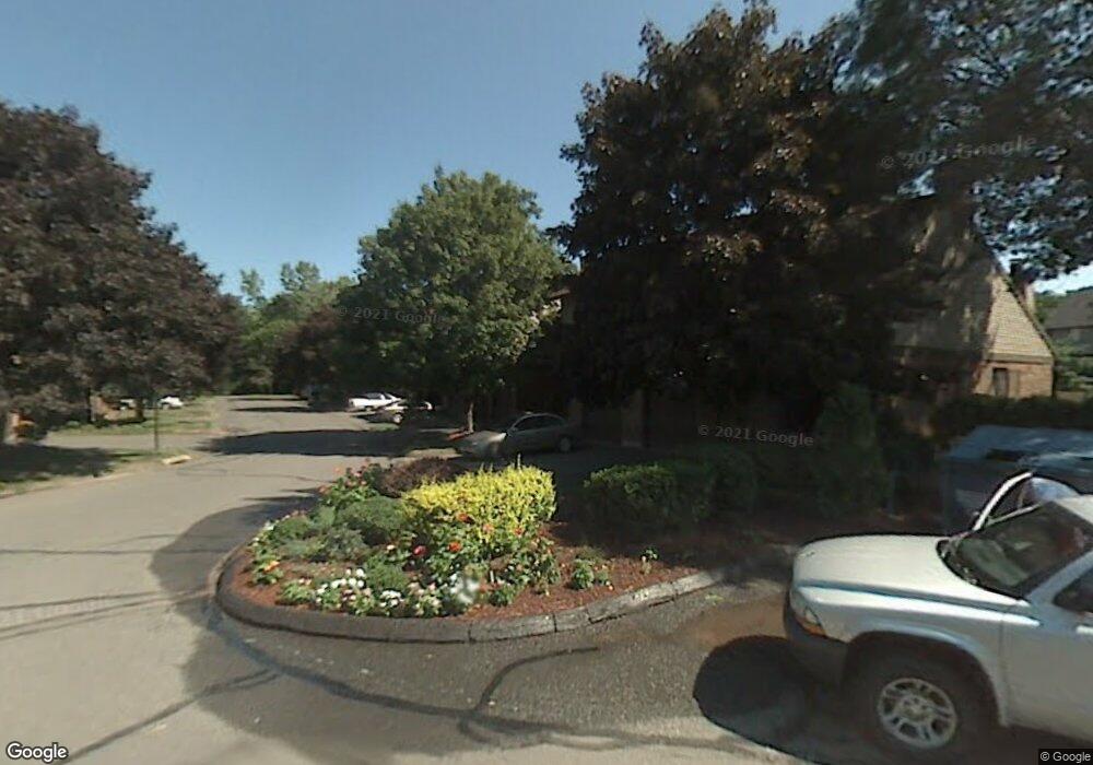 184 Hunters Ln, Newington, CT 06111 - photo 1